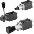 Manual directional valves